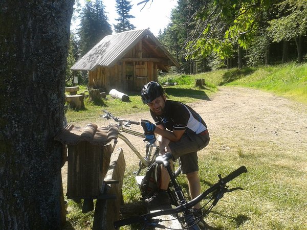 BR1.jpg (425.58 Kio) Vu 622 fois A l'arbre de la liberté