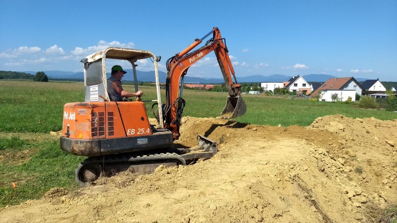 IMG_20190826_140715422 (1600x900).jpg