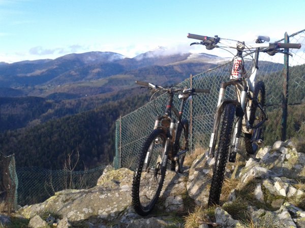 WP_000062.jpg (1.51 Mio) Vu 878 fois Au rocher d'Ostein